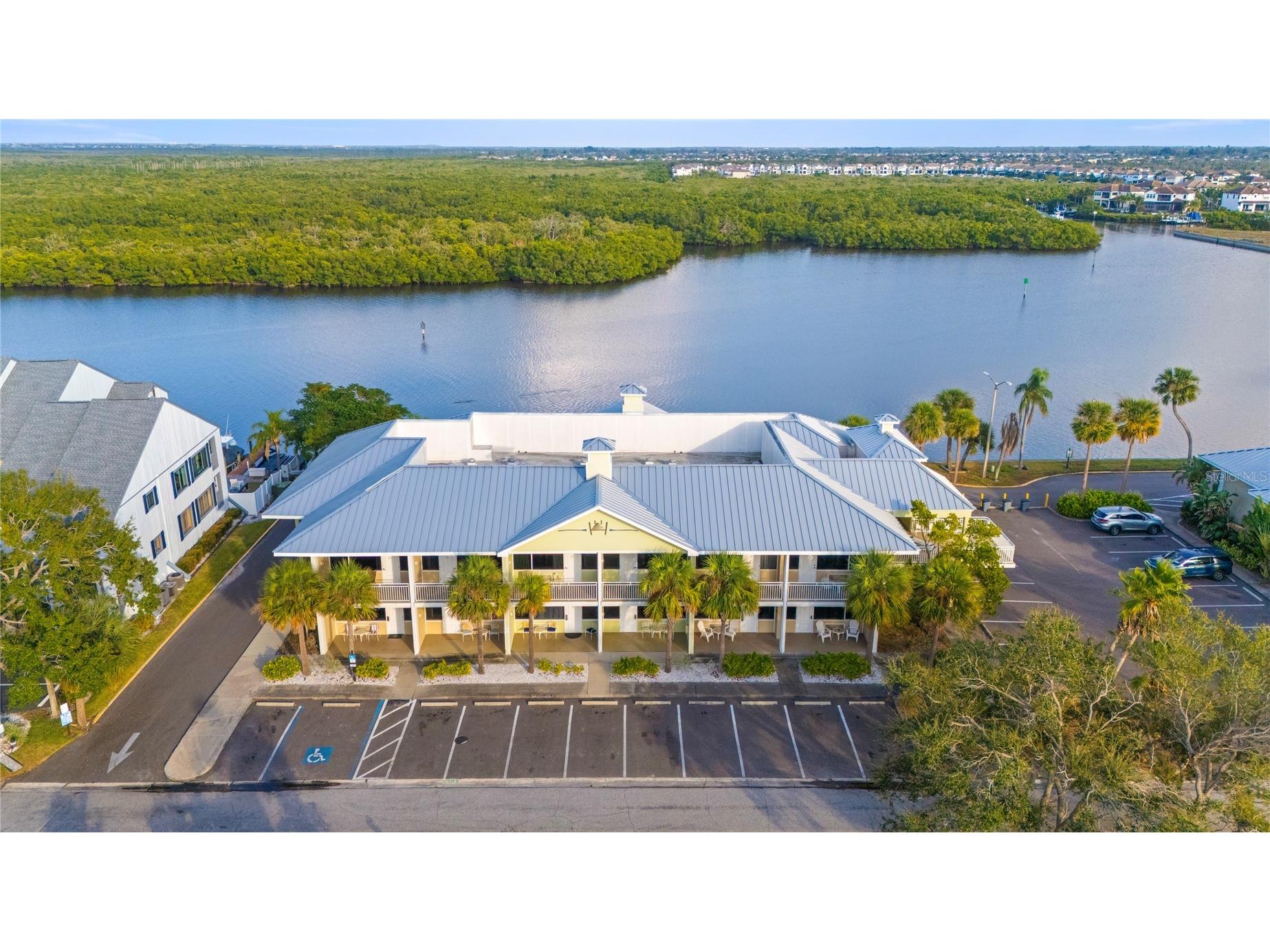 611 Destiny Drive #410 Ruskin FL 33570 TB8496506 image32