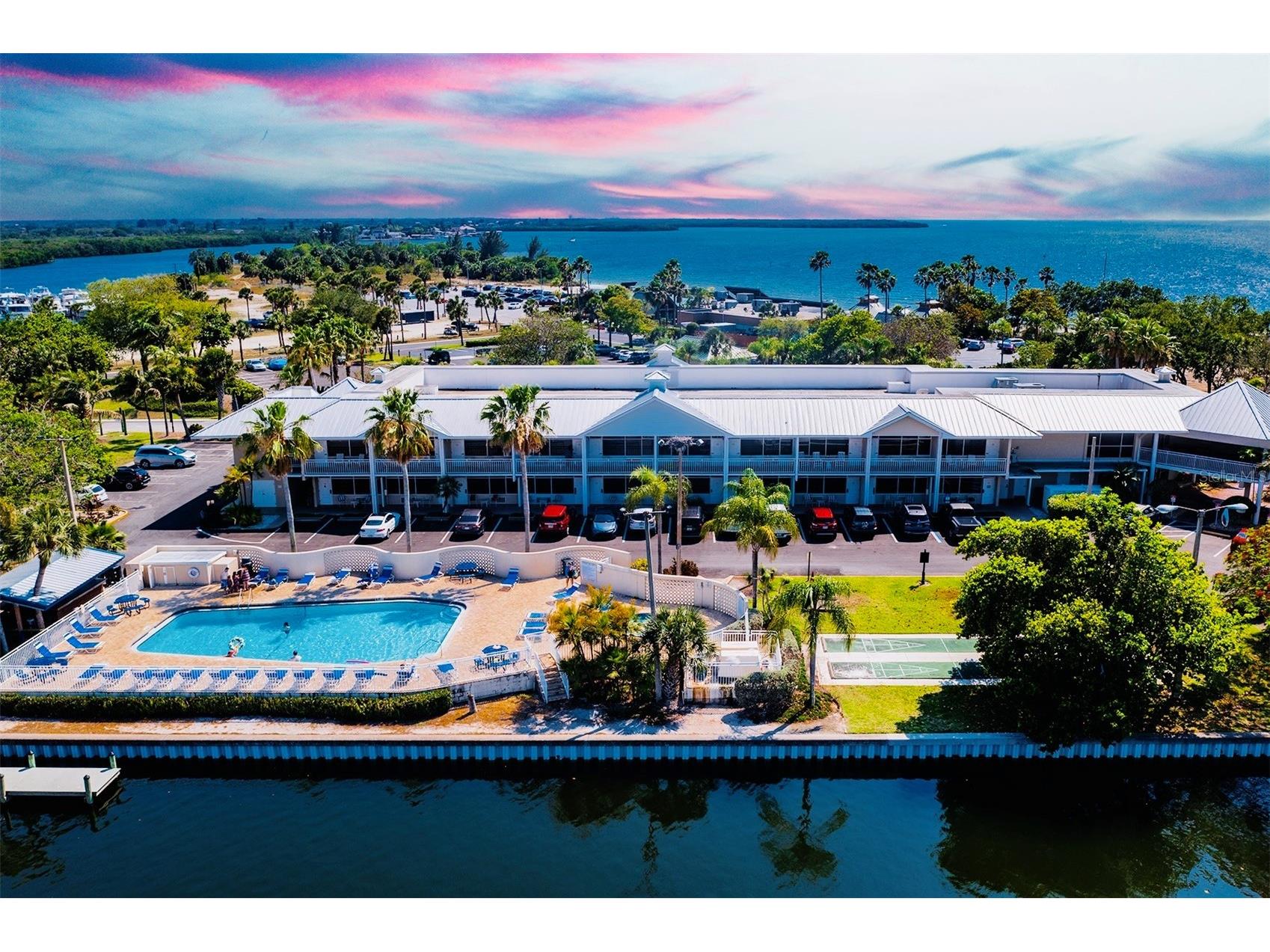 611 Destiny Drive #410 Ruskin FL 33570 TB8496506 image60