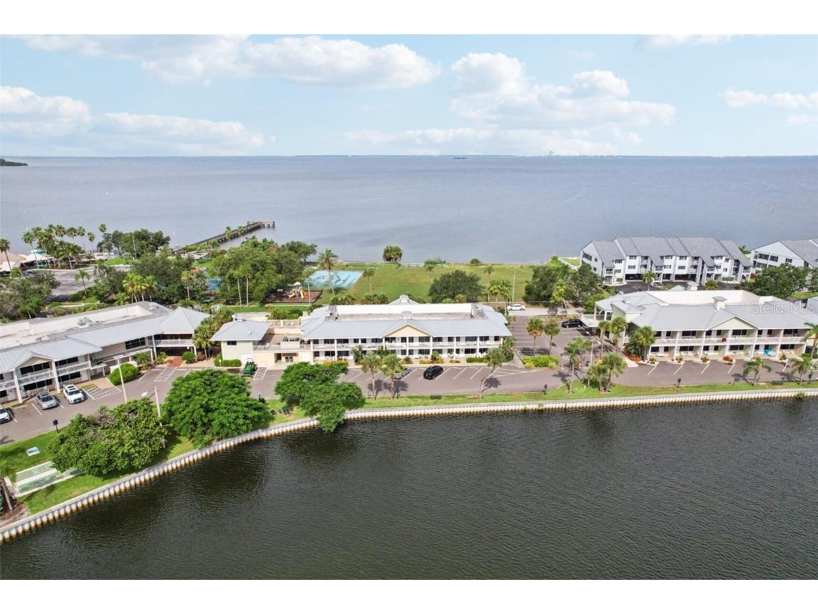 611 Destiny Drive Ruskin FL 33570 TB8411554 image17