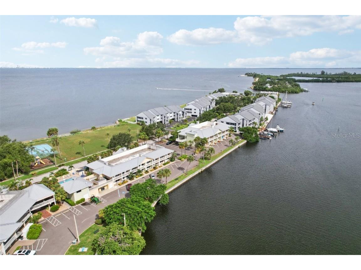 611 Destiny Drive Ruskin FL 33570 TB8411554 image18