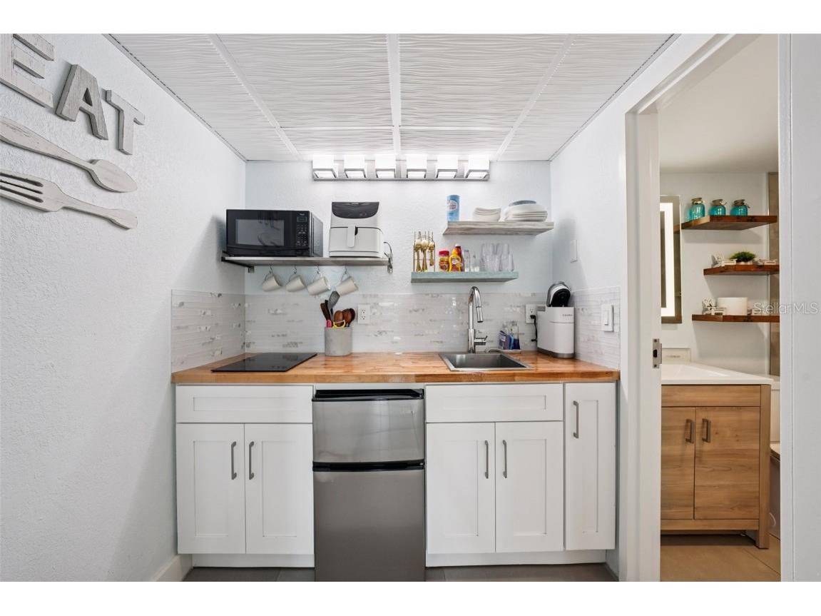 611 Destiny Drive Ruskin FL 33570 TB8411554 image5