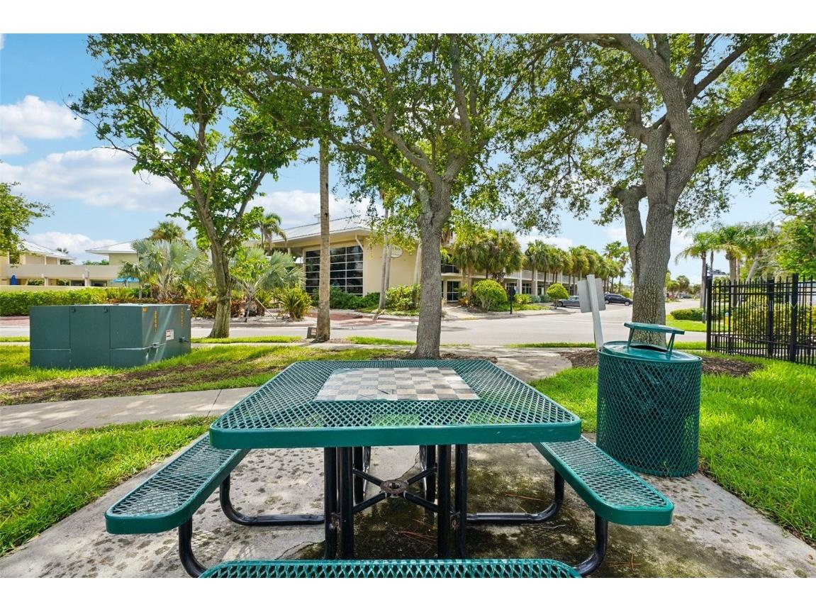 611 Destiny Drive Ruskin FL 33570 TB8411554 image50