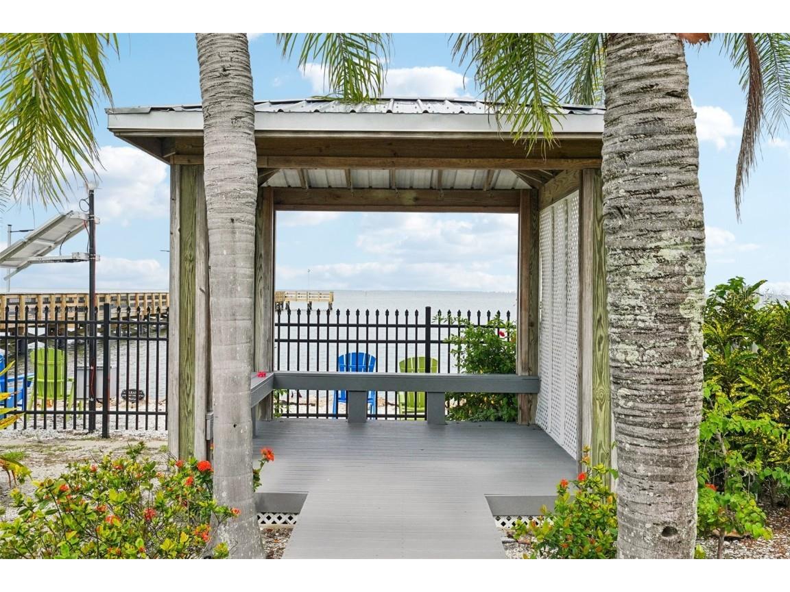 611 Destiny Drive Ruskin FL 33570 TB8411554 image62