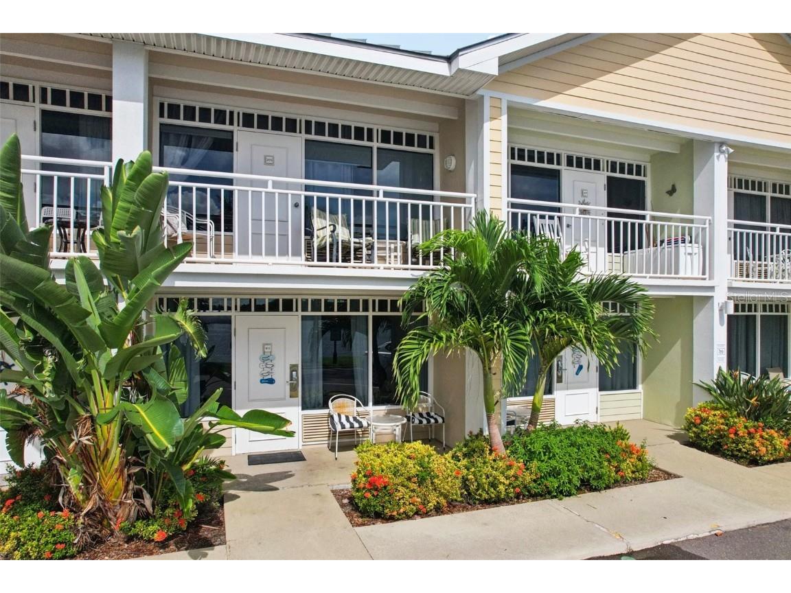 611 Destiny Drive Ruskin FL 33570 TB8411554 image69