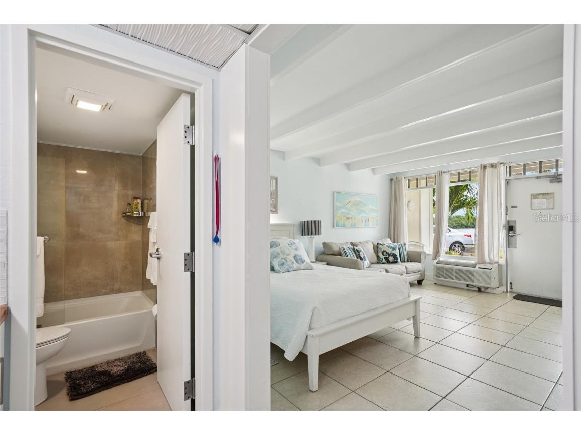 611 Destiny Drive Ruskin FL 33570 TB8411554 image9