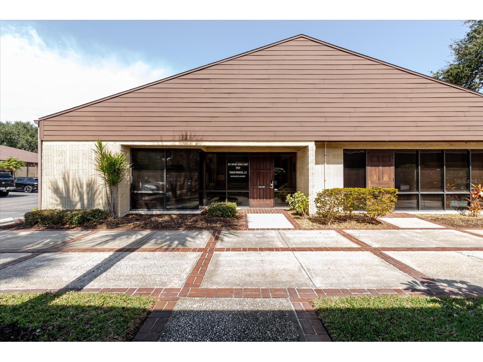 611 Druid Road E #707 & 708 Clearwater FL 33756 TB8474508 image1