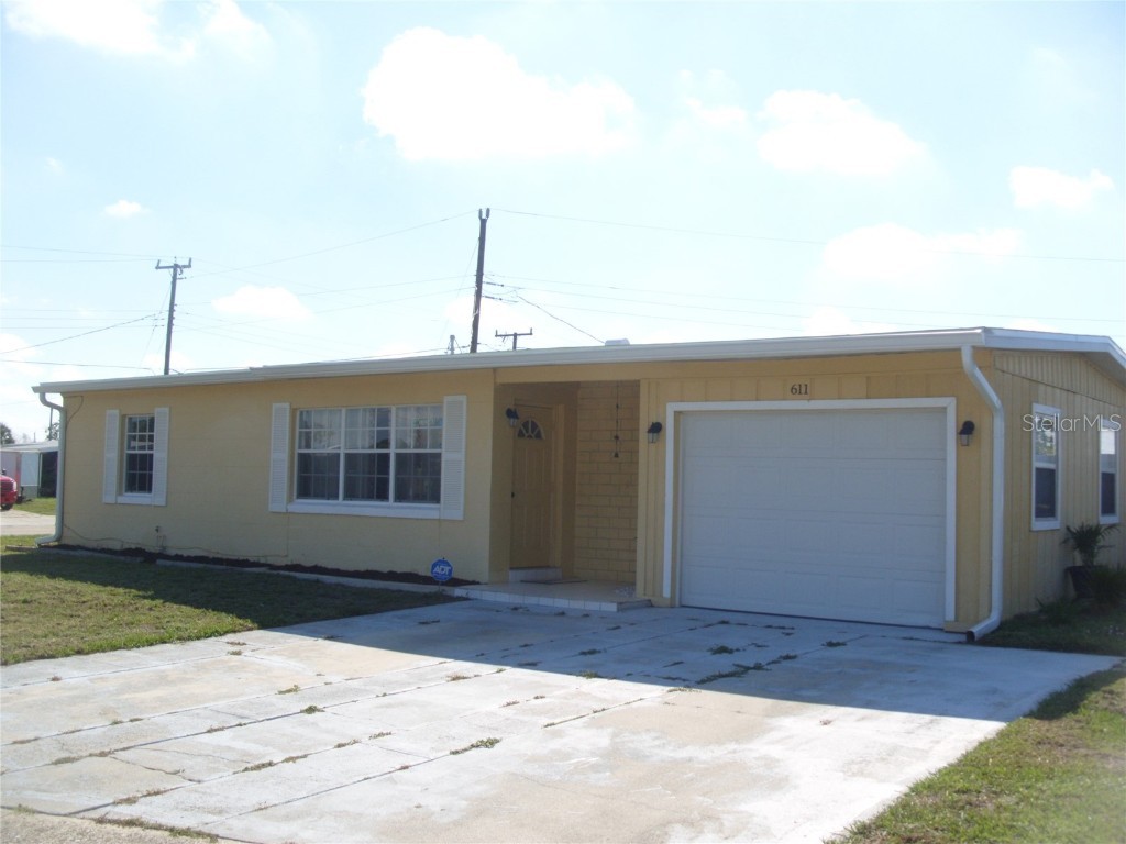 611 Floral Lane Port Charlotte FL 33952 C7476709 image1
