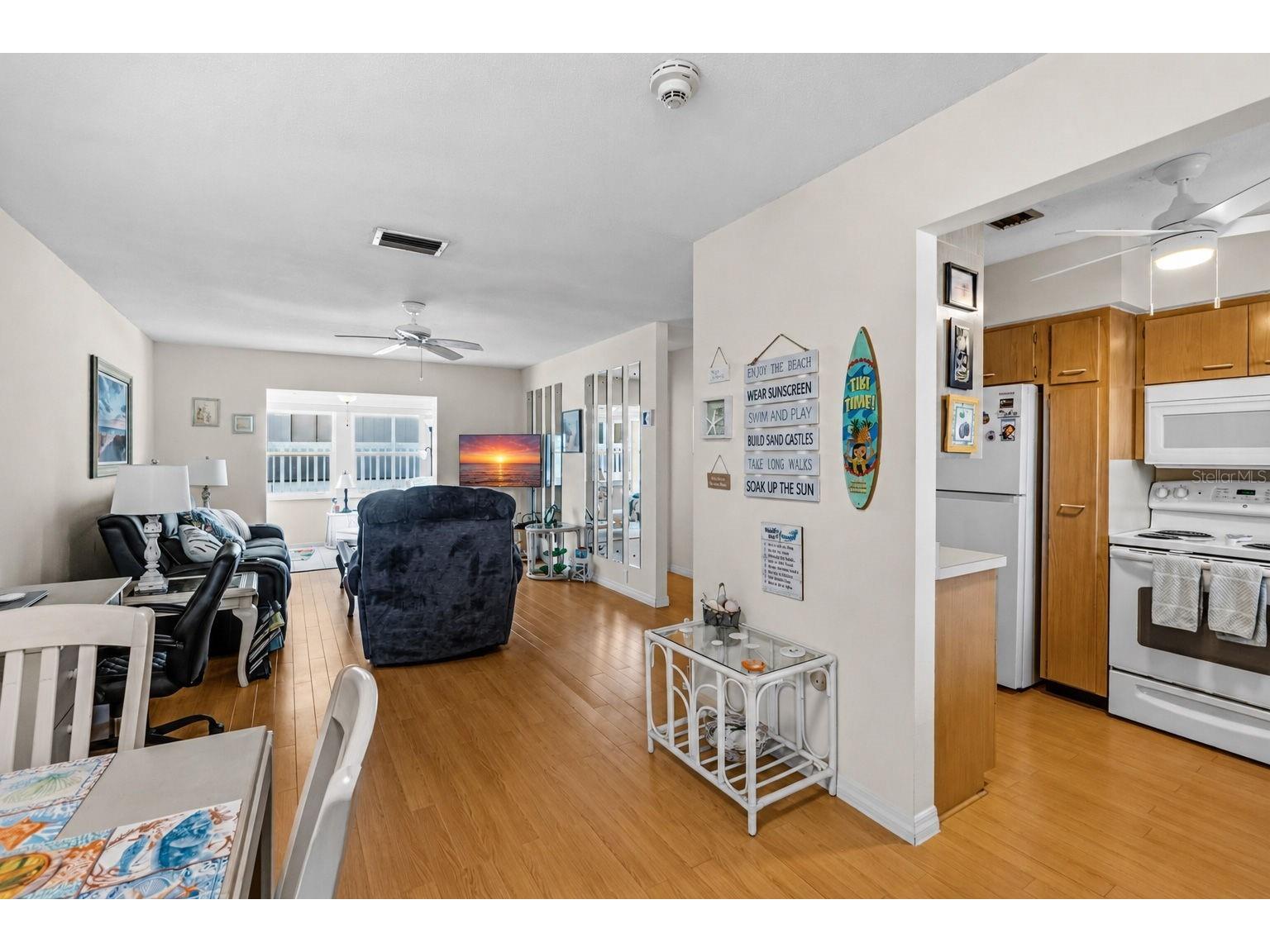 611 Gulf Drive N #C27 Bradenton Beach FL 34217 - ANNA MARIA SOUND A4698742 image11