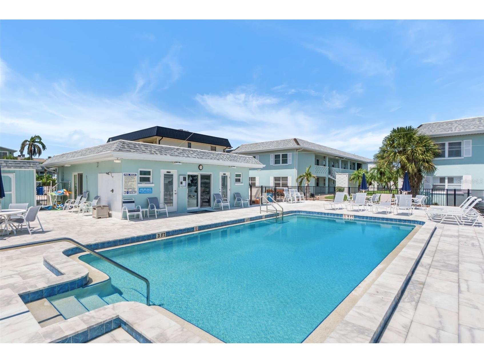611 Gulf Drive N #C27 Bradenton Beach FL 34217 - ANNA MARIA SOUND A4698742 image3