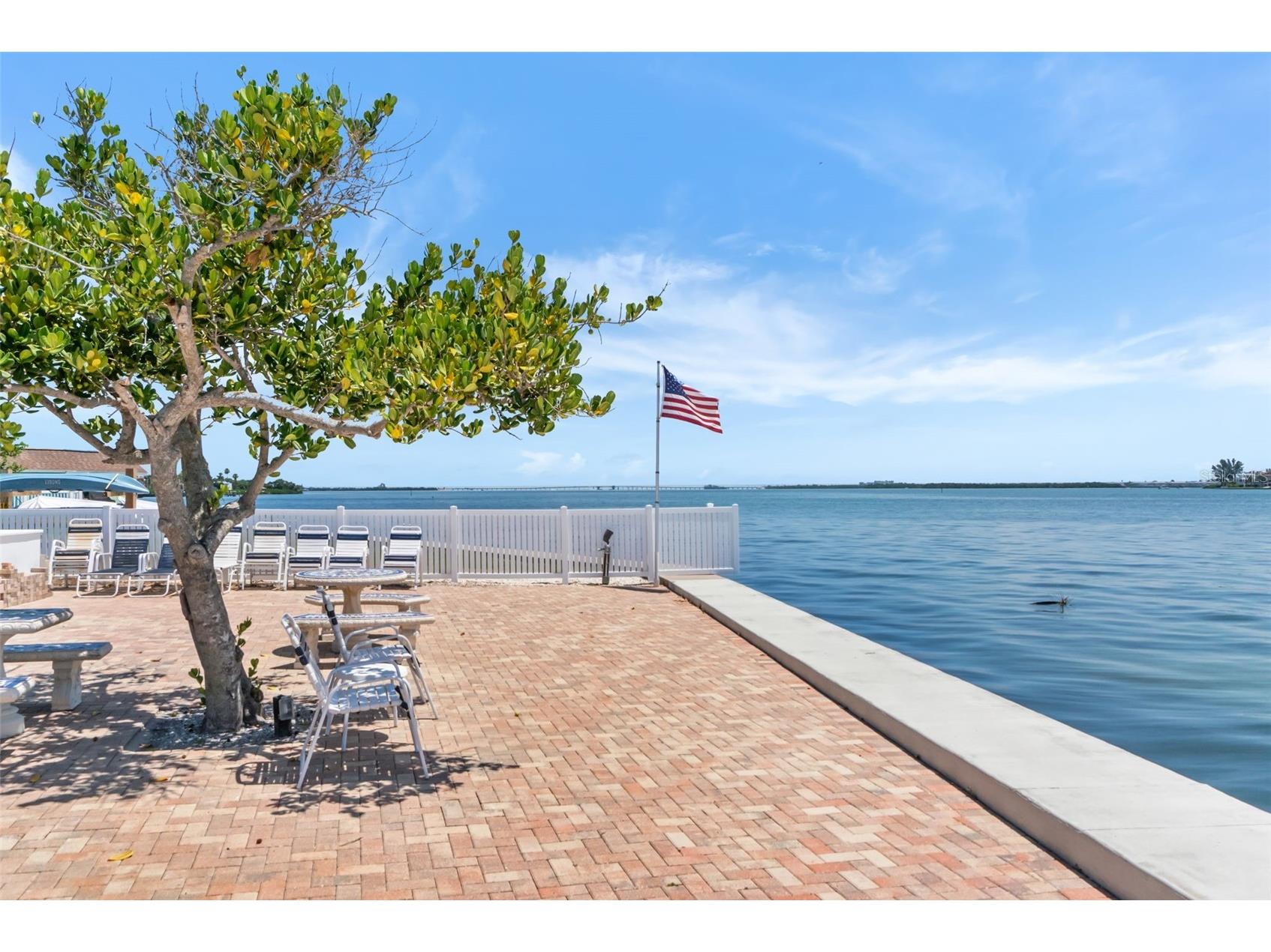 611 Gulf Drive N #C27 Bradenton Beach FL 34217 - ANNA MARIA SOUND A4698742 image5