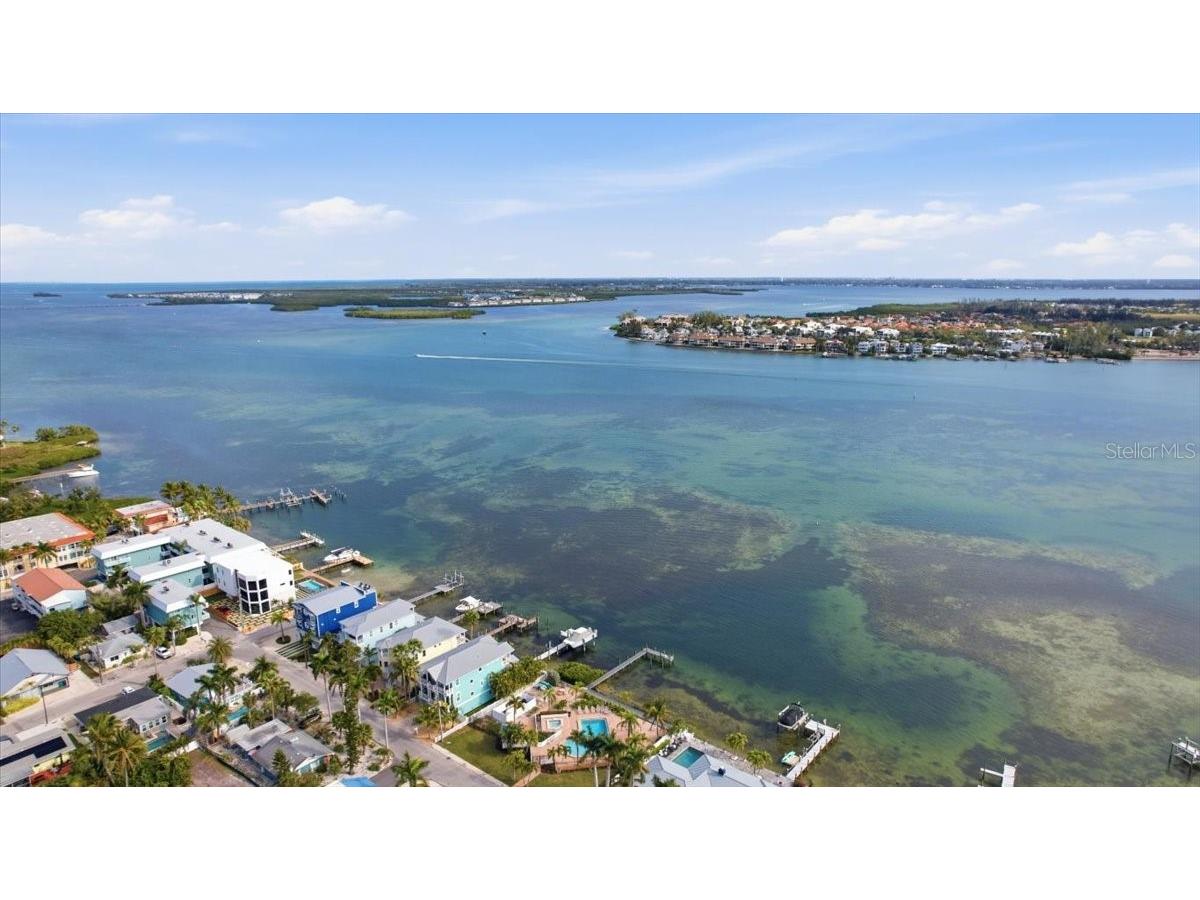 611 Gulf Drive N #C29 Bradenton Beach FL 34217 - ANNA MARIA SOUND A4672788 image34