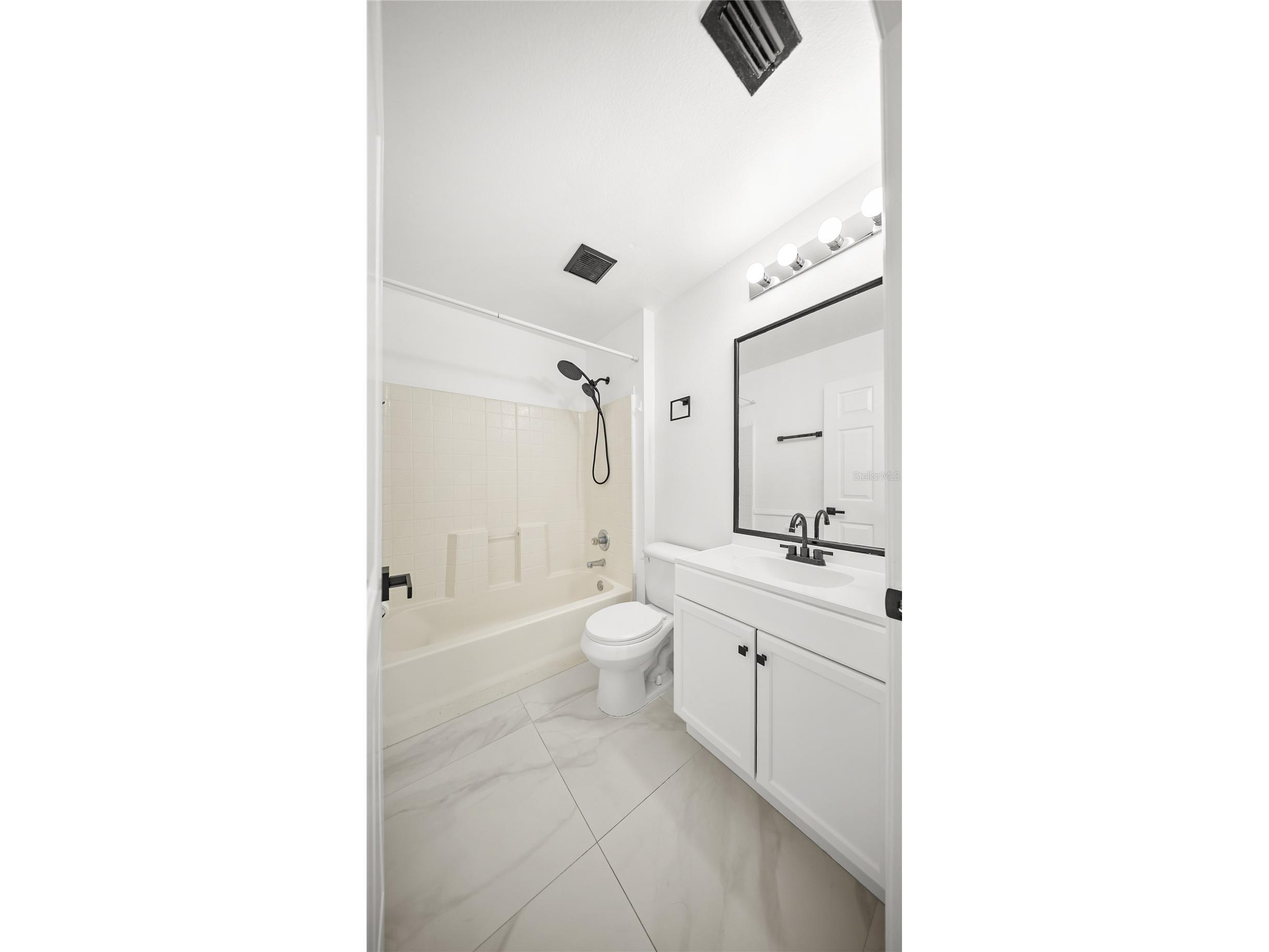 611 Jura Lane Kissimmee FL 34759 A4696153 image25