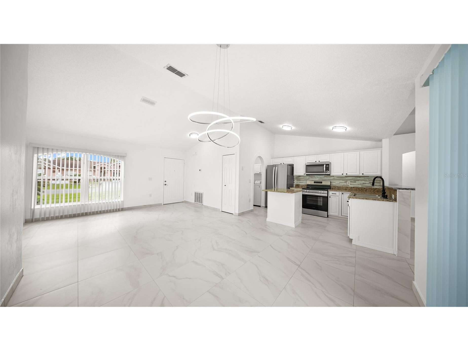 611 Jura Lane Kissimmee FL 34759 A4696153 image6