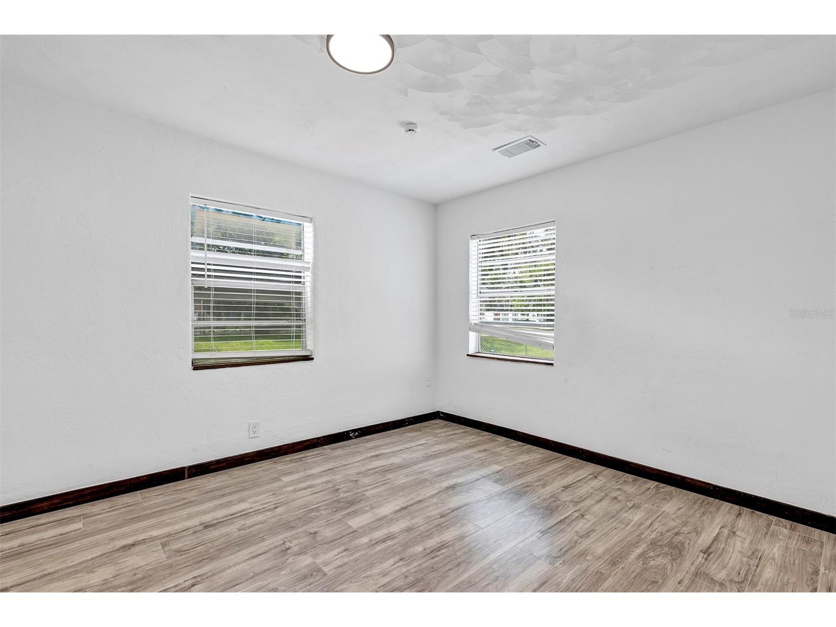 611 Marion Street Daytona Beach FL 32114 O6415687 image7