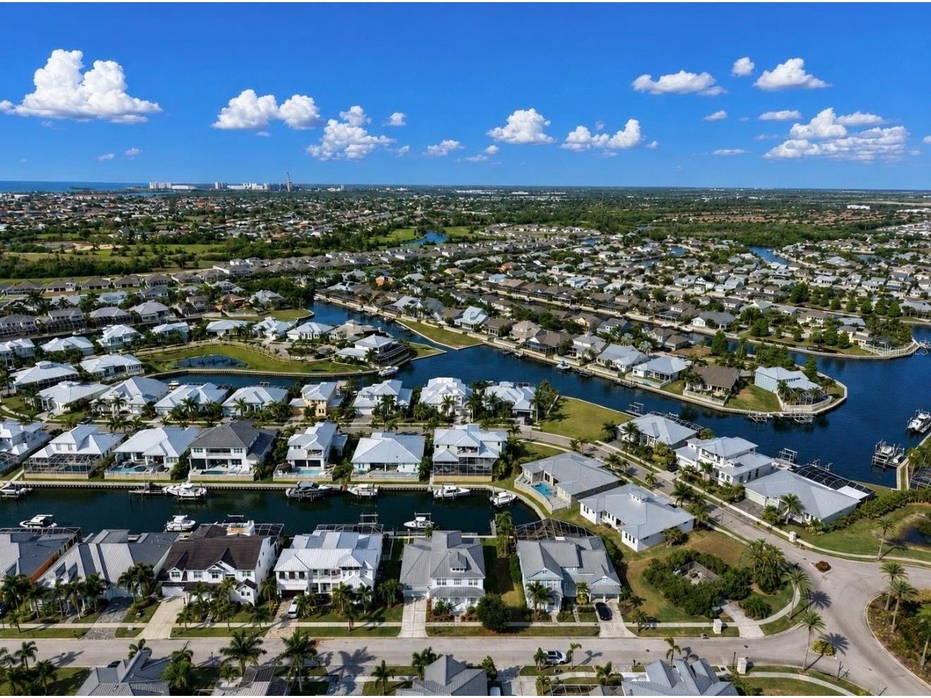 611 Mirabay Boulevard Apollo Beach FL 33572 TB8512664 image58