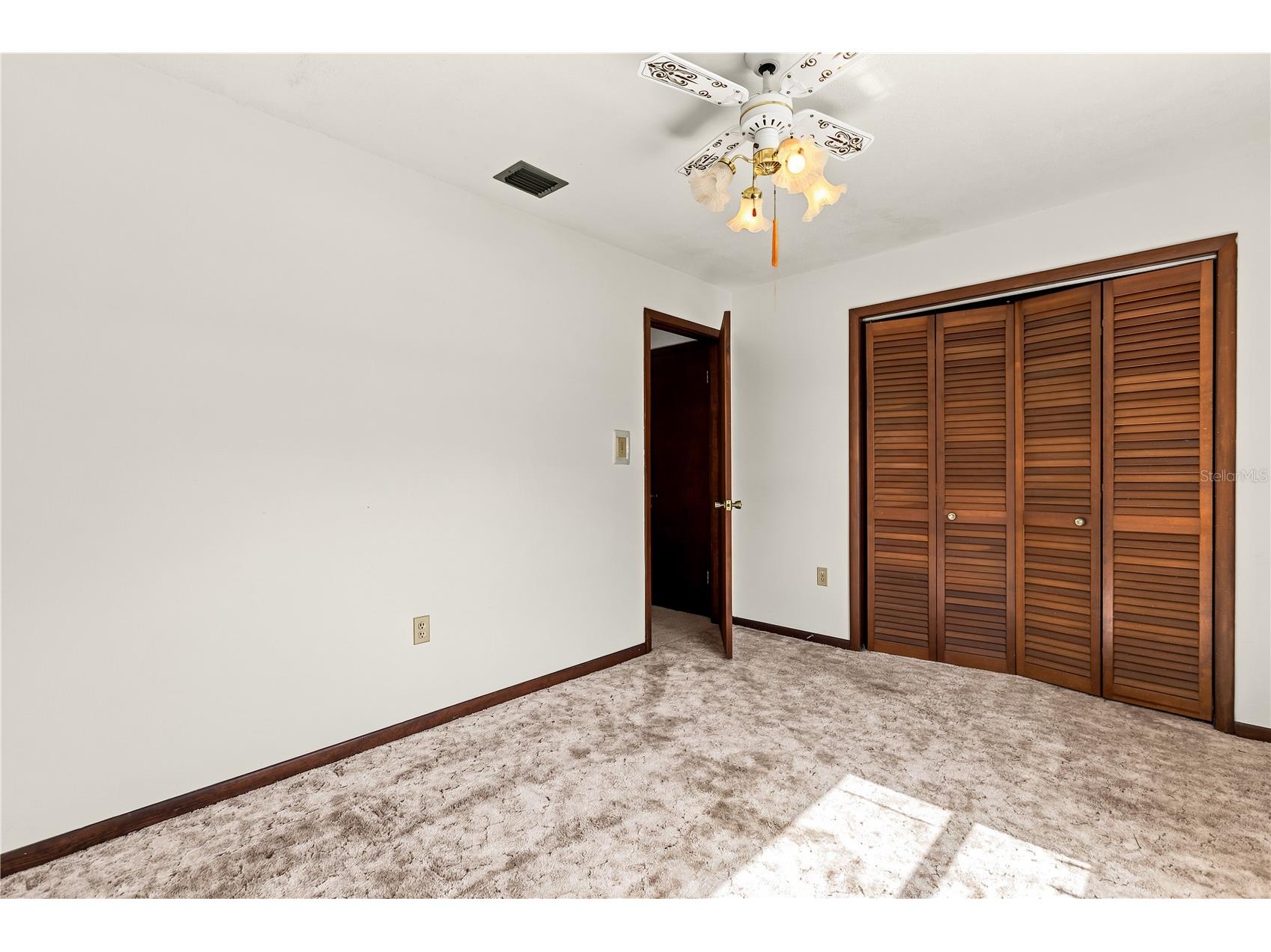 611 N Forrest Avenue Kissimmee FL 34741 O6424863 image24