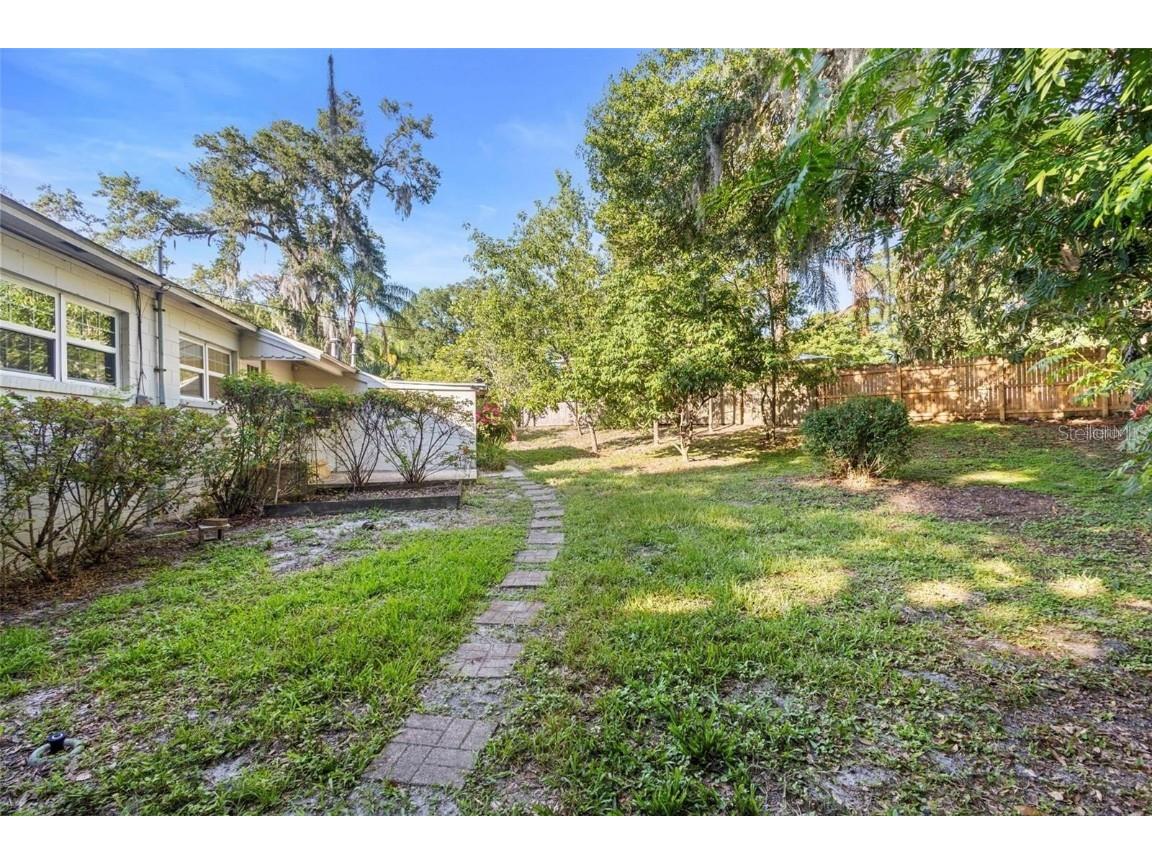 611 N Garfield Avenue Deland FL 32724 V4945698 image36