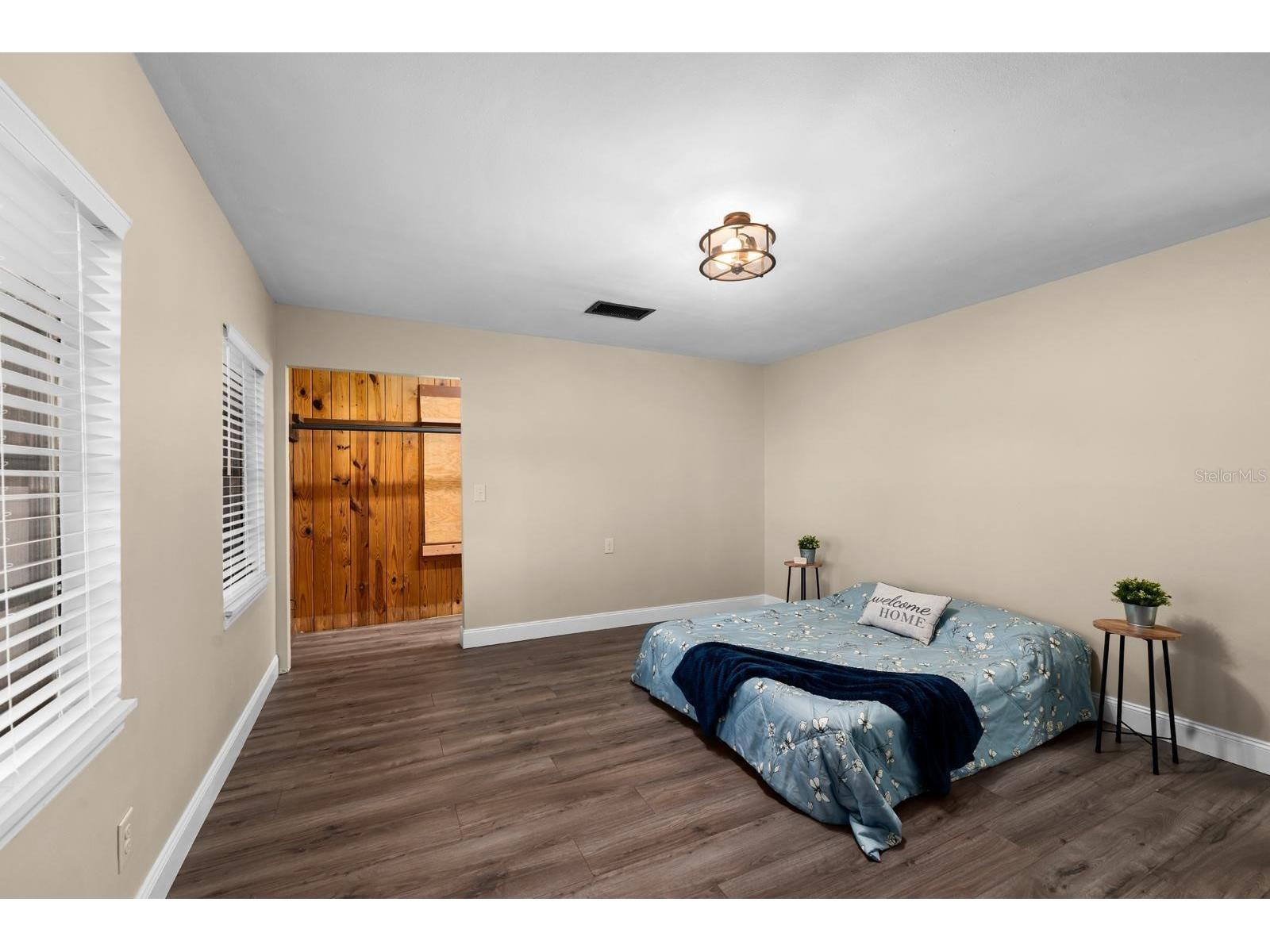 611 N Wiggins Road Plant City FL 33566 TB8456328 image14