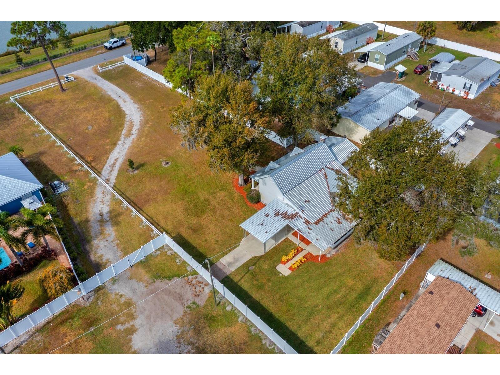 611 N Wiggins Road Plant City FL 33566 TB8456328 image30