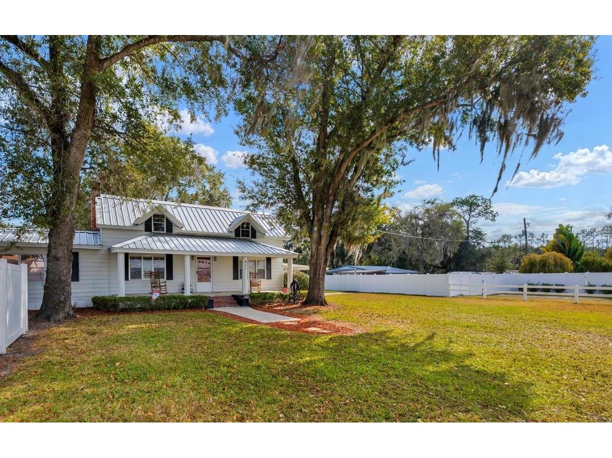 611 N Wiggins Road Plant City FL 33566 TB8456328 image4