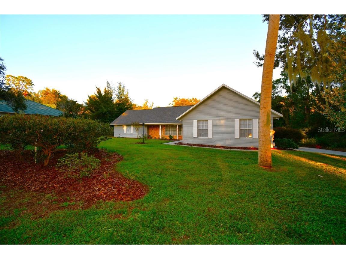 611 Old Eustis Road Mount Dora FL 32757 - LAKE GERTRUDE P4936416 image3