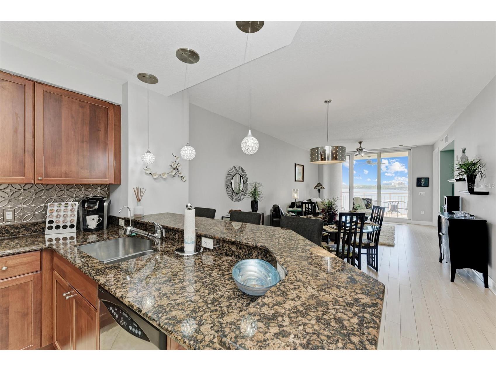 611 Riviera Dunes Way #304 Palmetto FL 34221 - MANATEE RIVER A4681750 image8