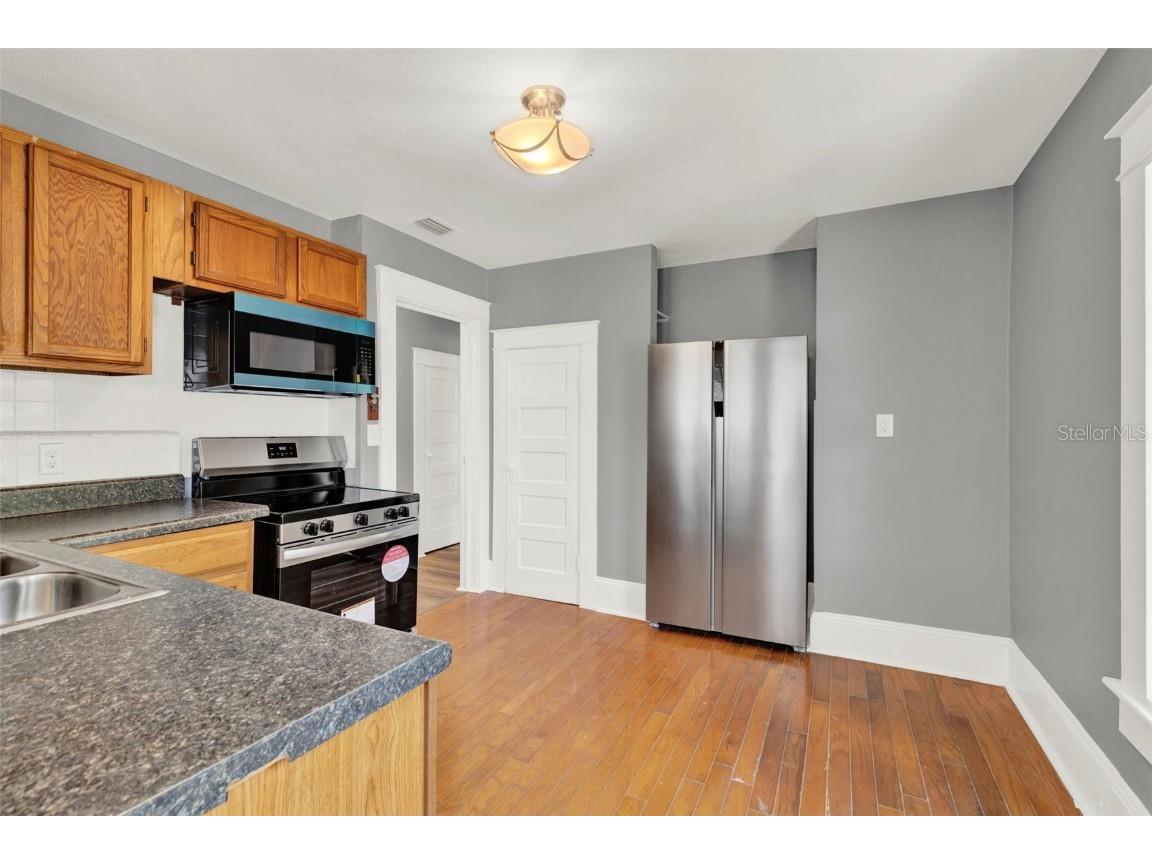 611 S Grove Street #2 Eustis FL 32726 O6329275 image4