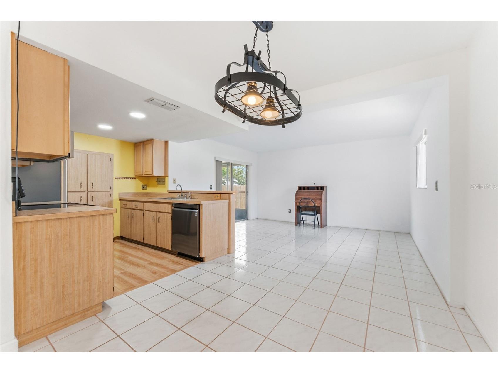 611 Tangerine Drive Oldsmar FL 34677 TB8513141 image9