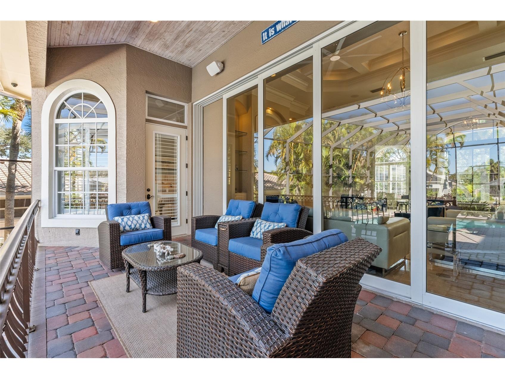 611 Tremont Street Sarasota FL 34242 A4678455 image10