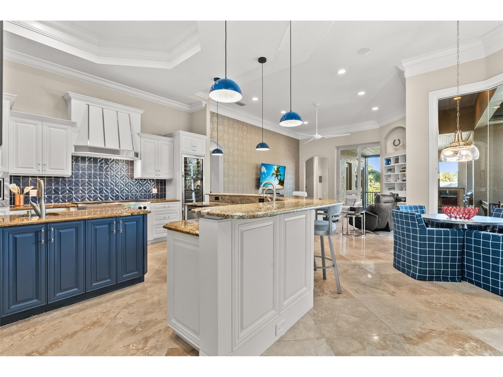 611 Tremont Street Sarasota FL 34242 A4678455 image18