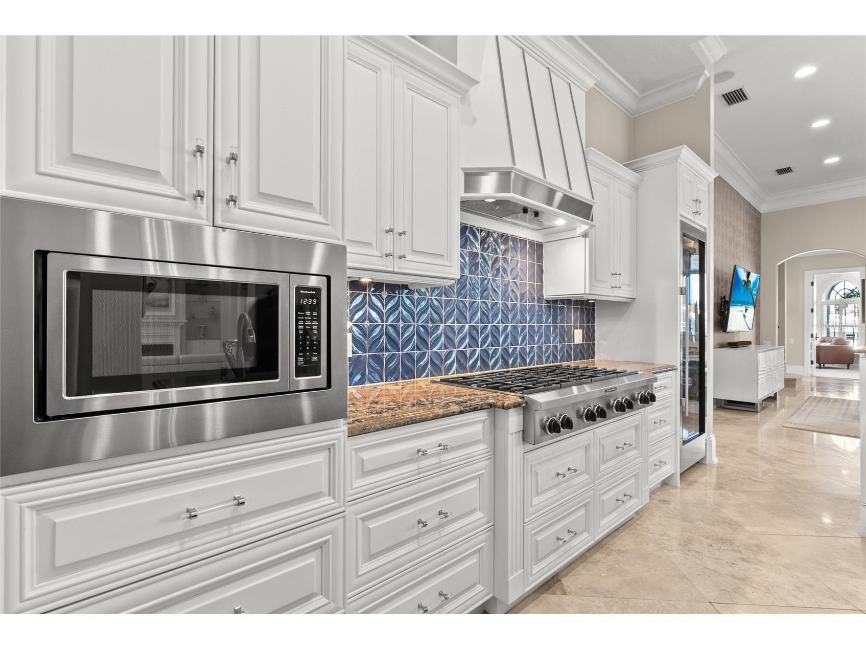 611 Tremont Street Sarasota FL 34242 A4678455 image25