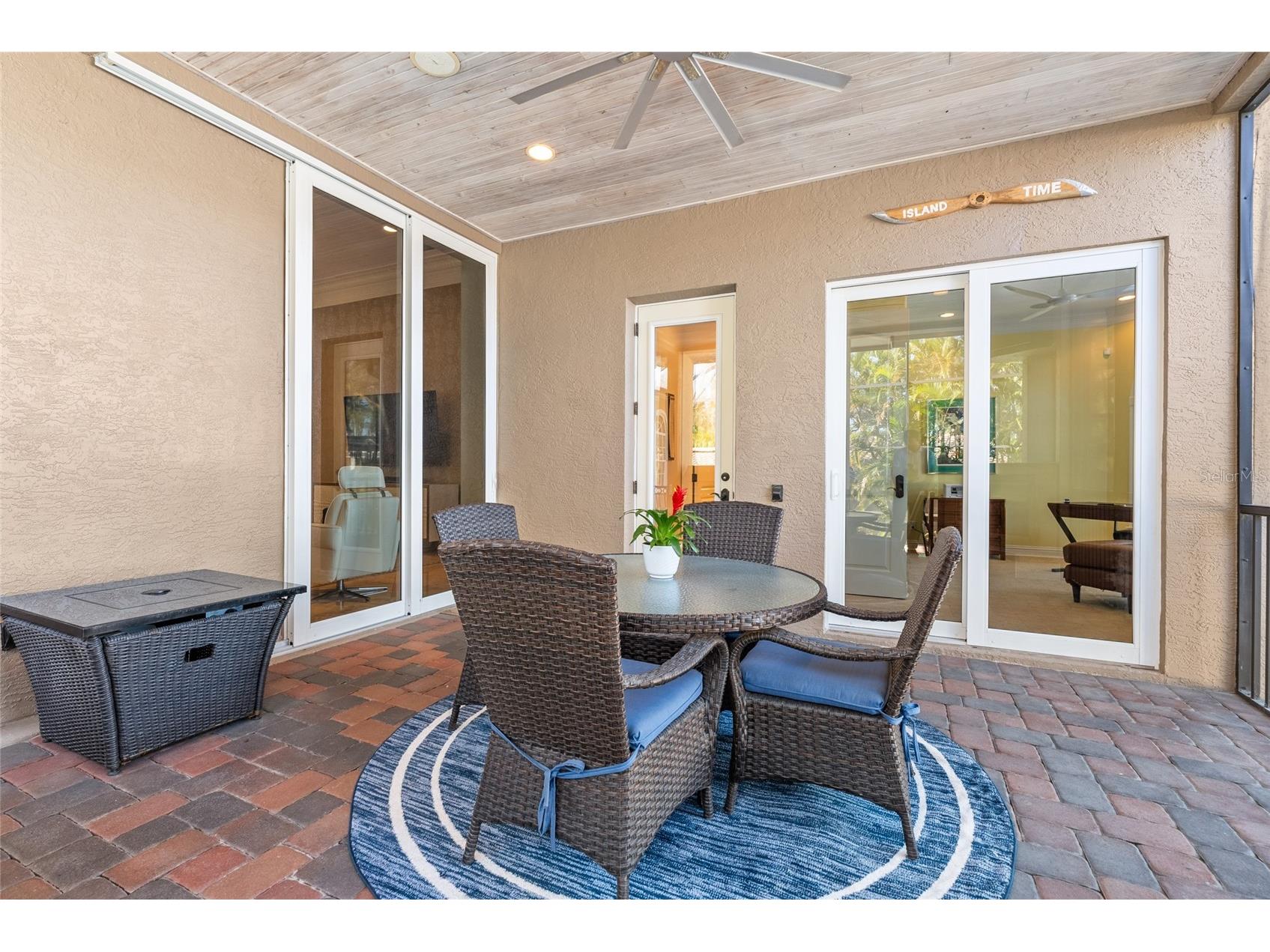 611 Tremont Street Sarasota FL 34242 A4678455 image64