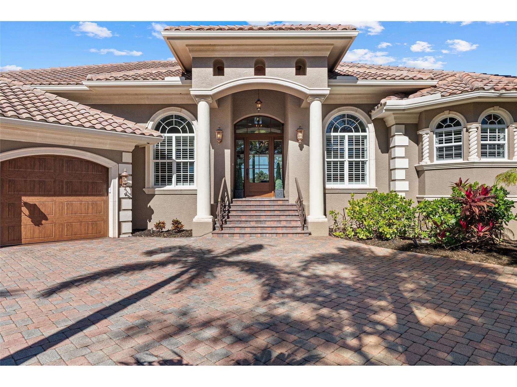 611 Tremont Street Sarasota FL 34242 A4678455 image7