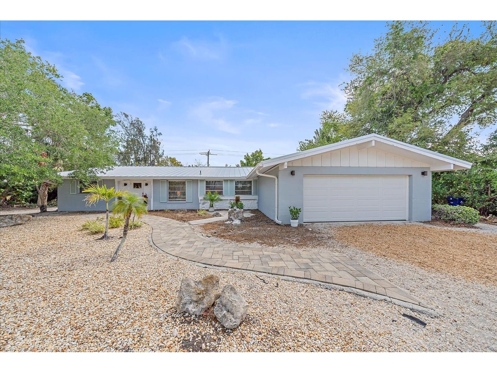 611 Venice Lane Sarasota FL 34242 A4686684 image38