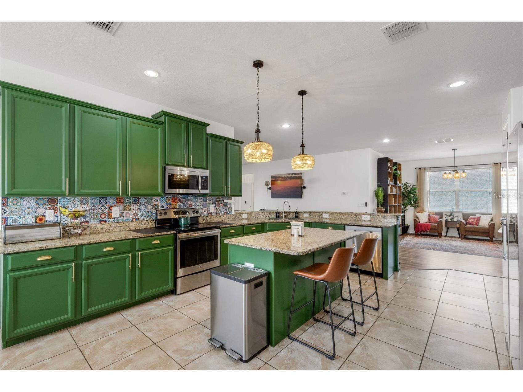 611 Wabash Breeze Circle Ruskin FL 33570 A4699195 image7