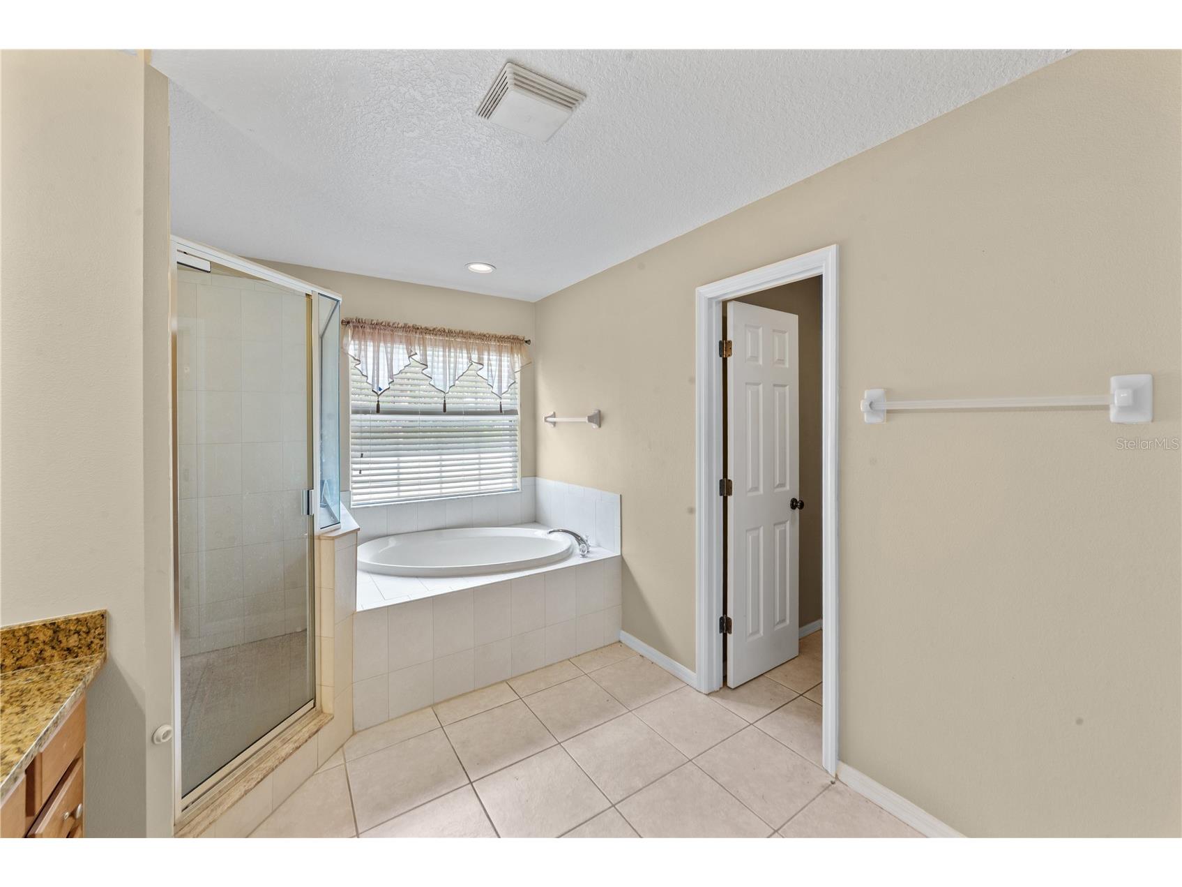 6110 39th Court E Bradenton FL 34203 V4949827 image25