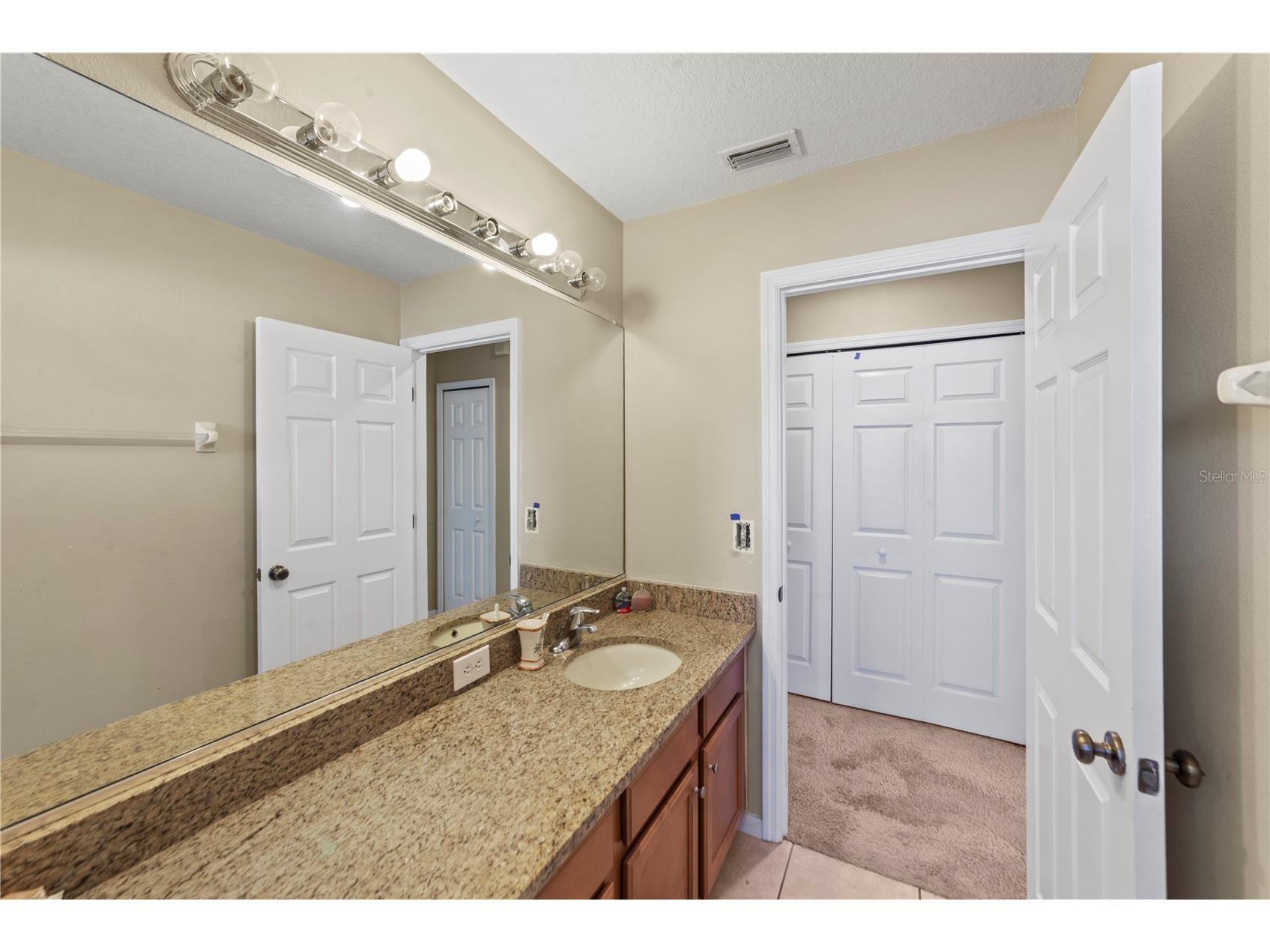 6110 39th Court E Bradenton FL 34203 V4949827 image41