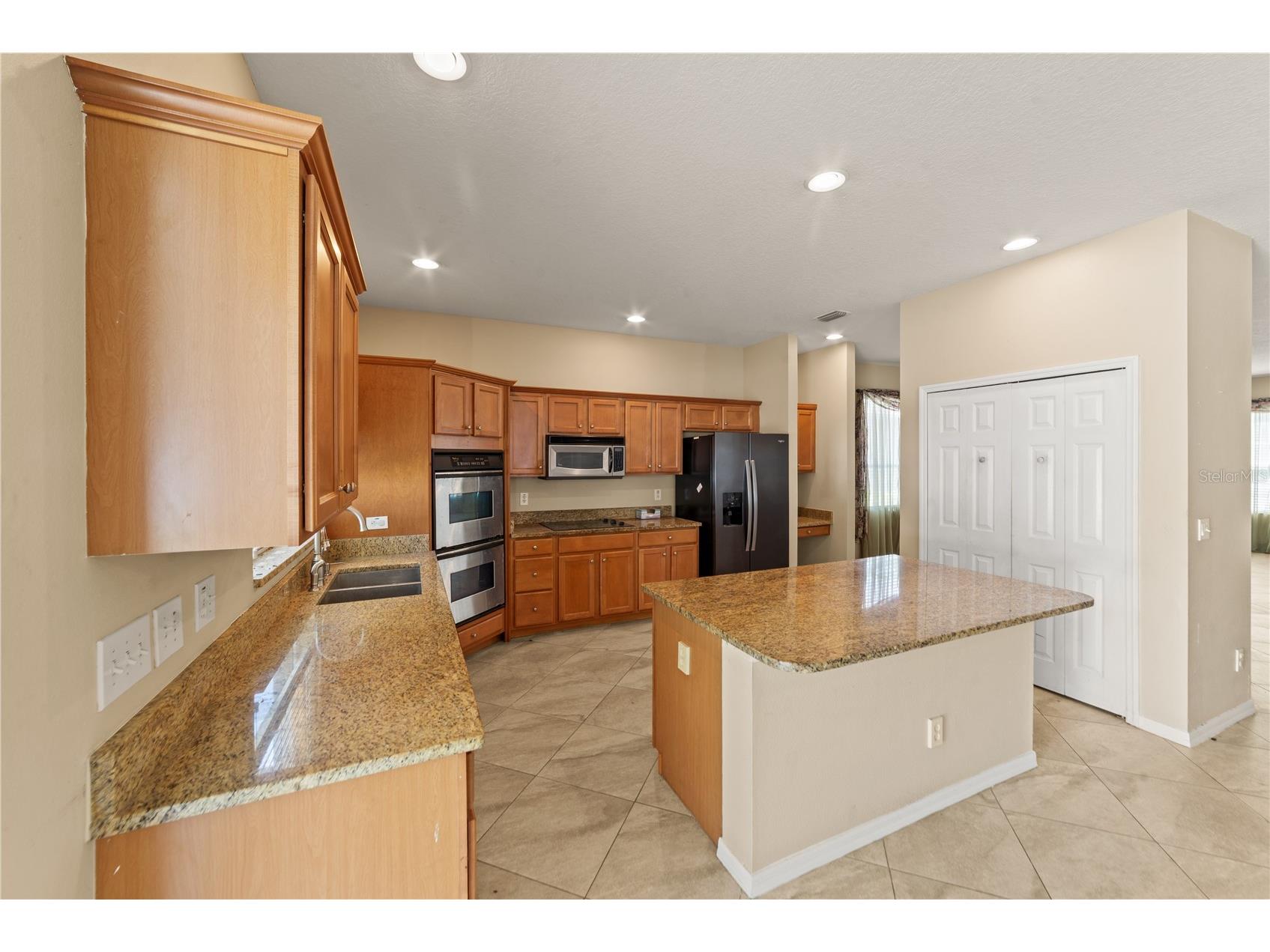 6110 39th Court E Bradenton FL 34203 V4949827 image8