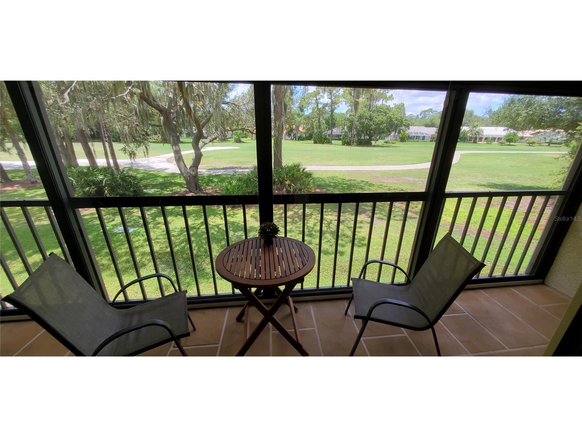 6110 Country Club Way #201 Sarasota FL 34243 R4911032 image1