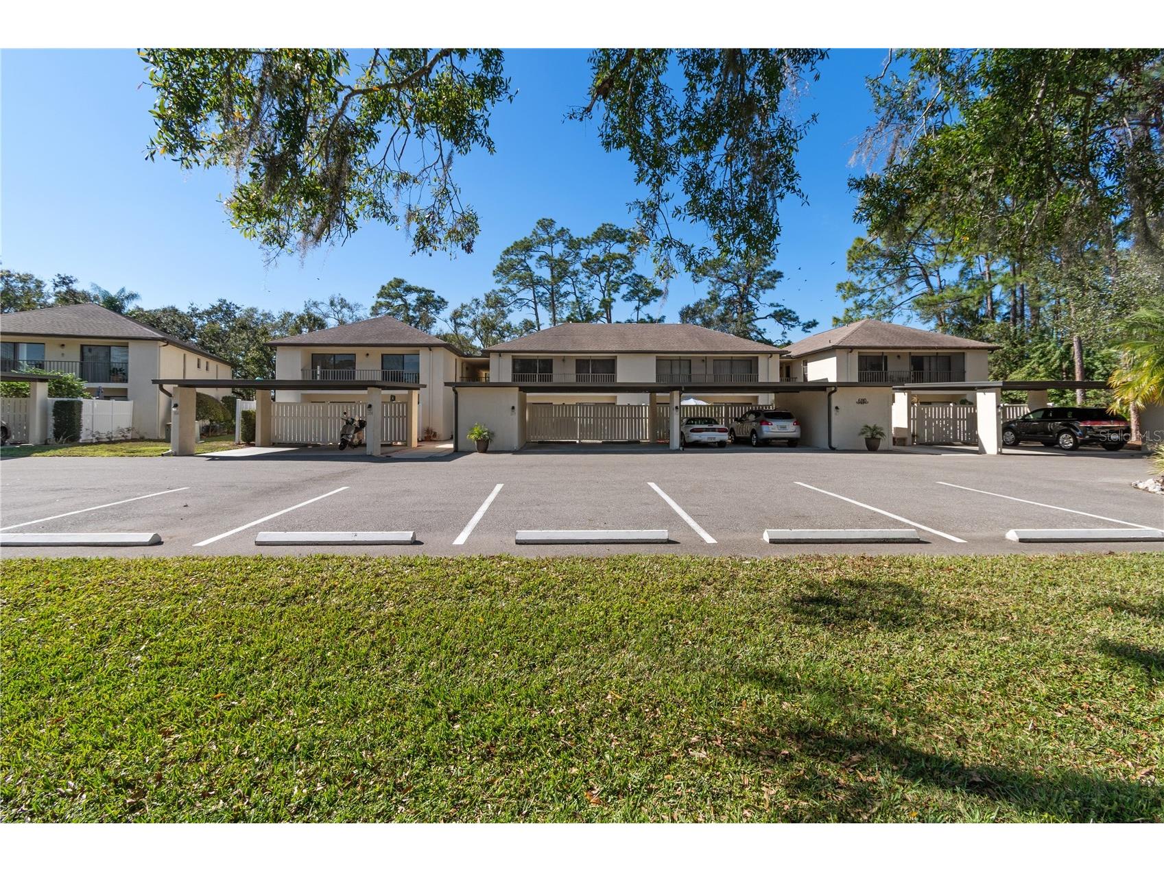 6110 Country Club Way #204 Sarasota FL 34243 A4679300 image46
