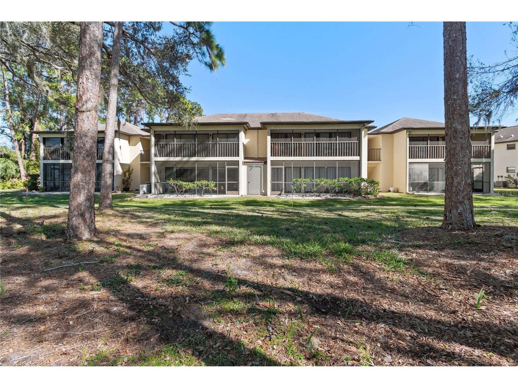 6110 Country Club Way #204 Sarasota FL 34243 A4679300 image5