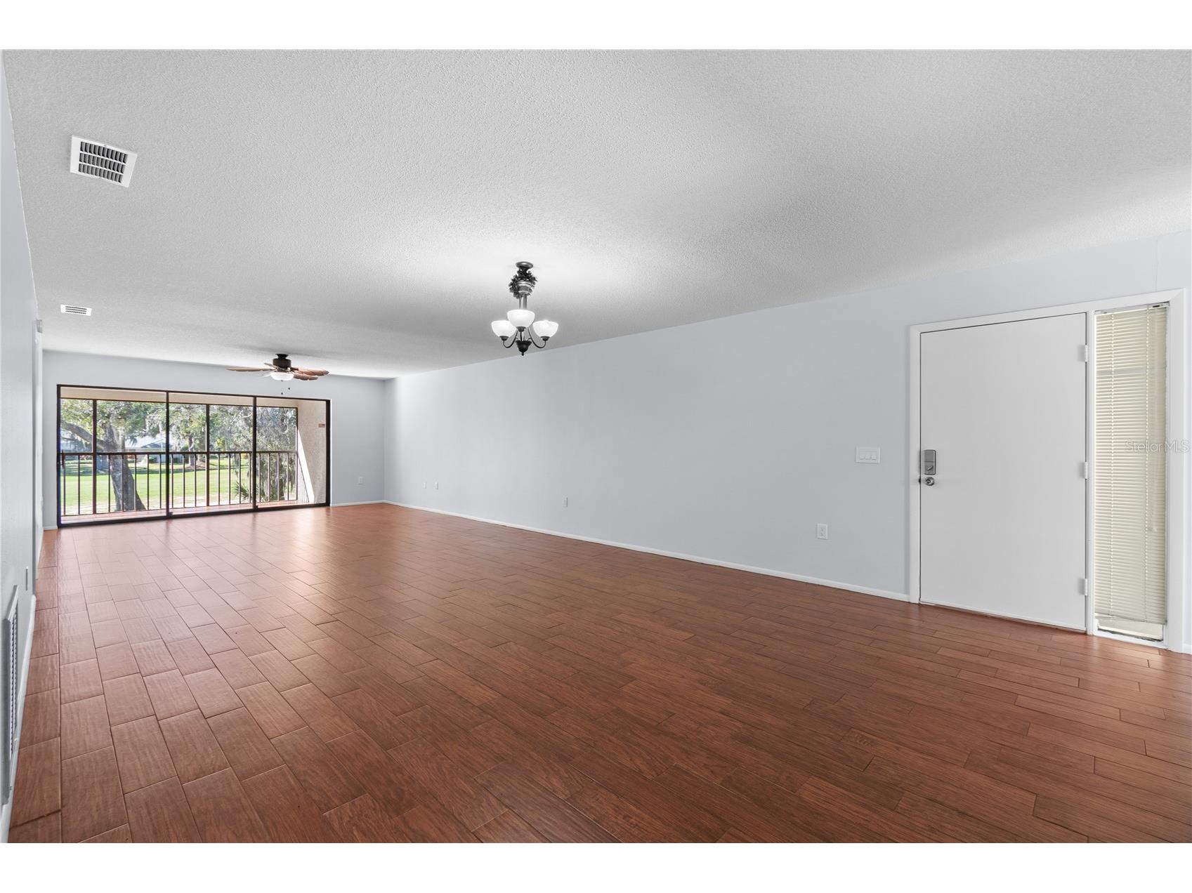 6110 Country Club Way #204 Sarasota FL 34243 A4679300 image9