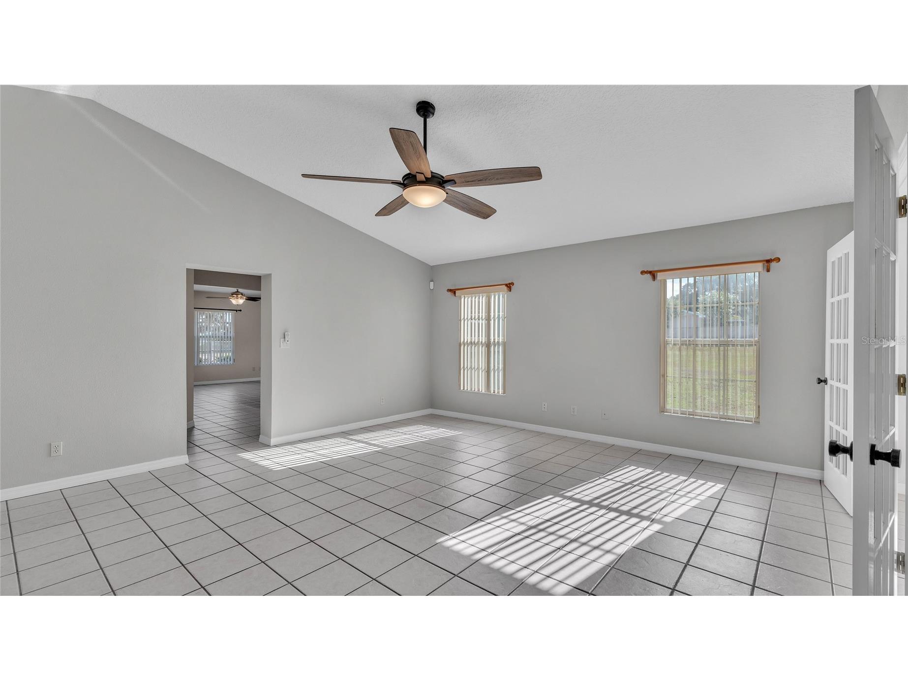 6110 Downing Street Dover FL 33527 L4960731 image20