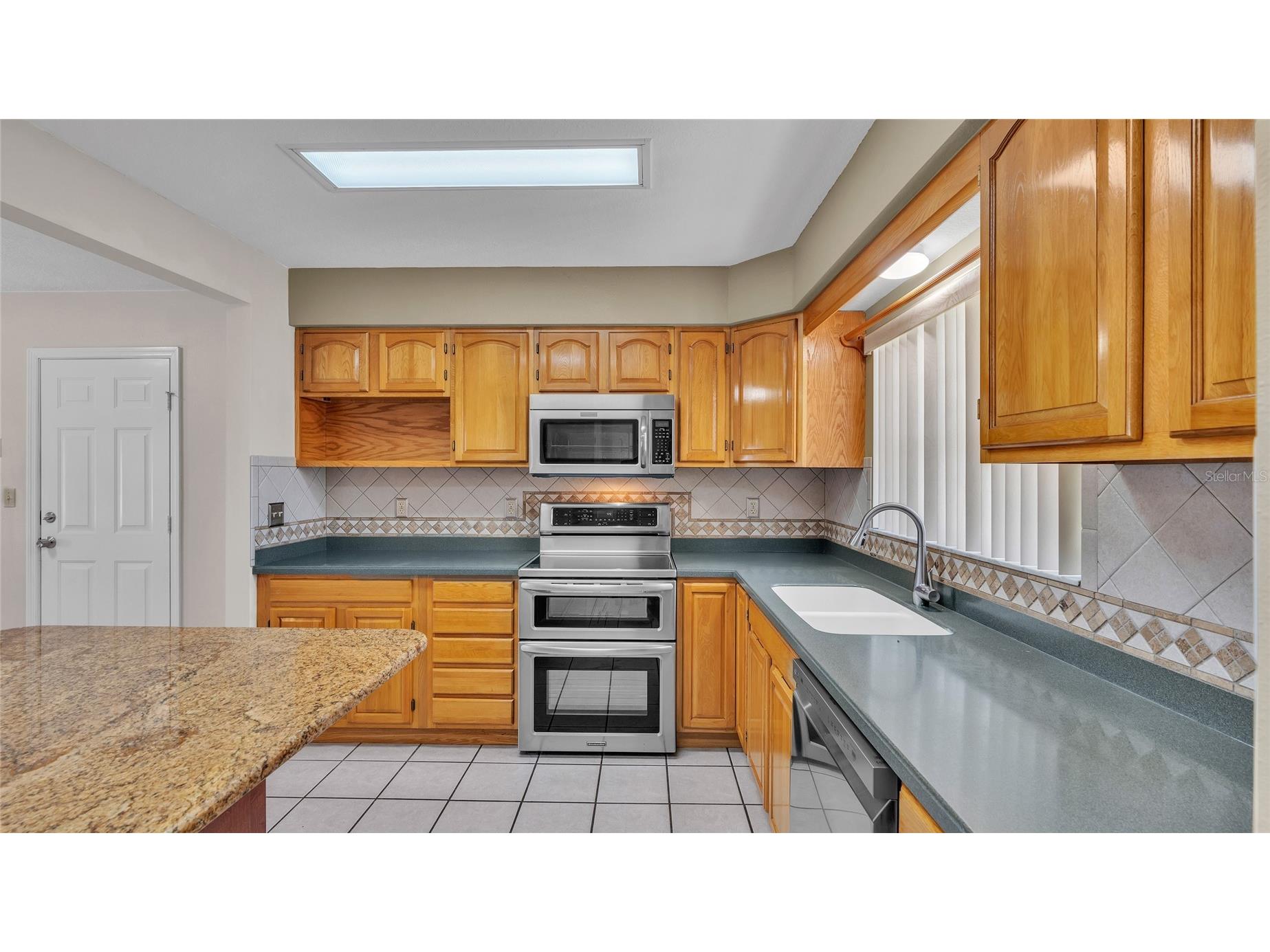 6110 Downing Street Dover FL 33527 L4960731 image5