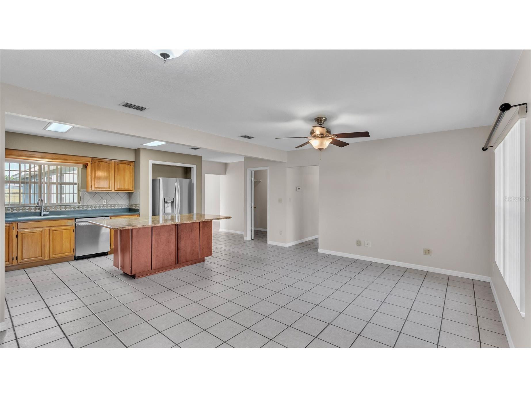 6110 Downing Street Dover FL 33527 L4960731 image9