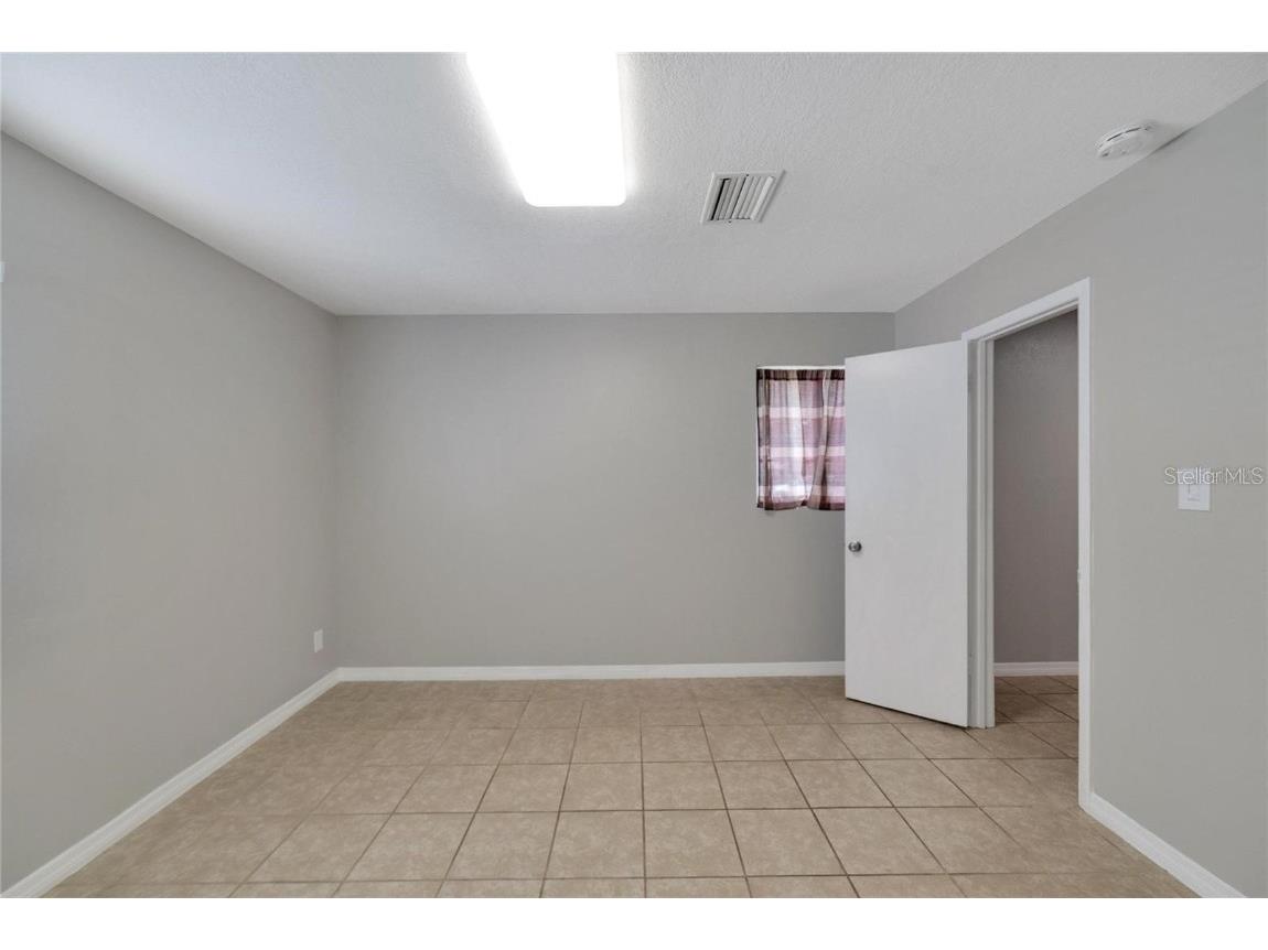 6110 N Suwanee Avenue Tampa FL 33604 TB8382791 image38