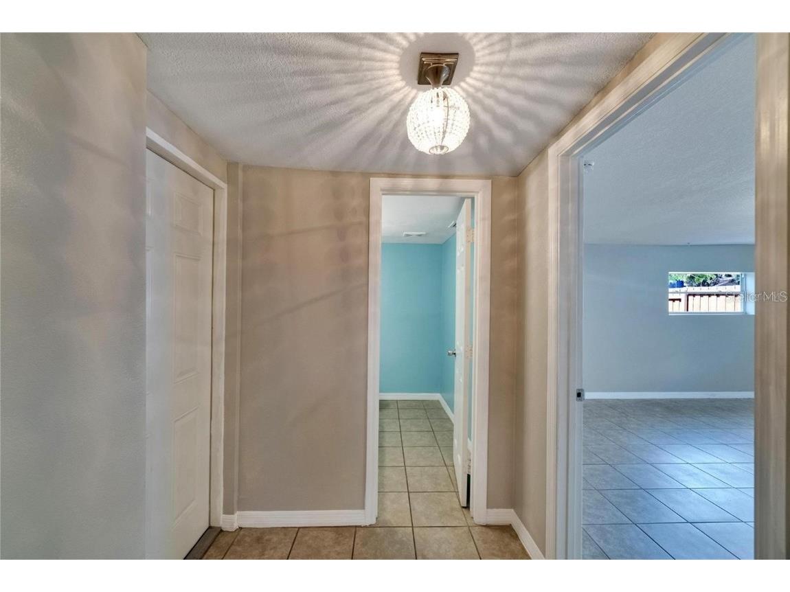 6110 N Suwanee Avenue Tampa FL 33604 TB8382791 image42