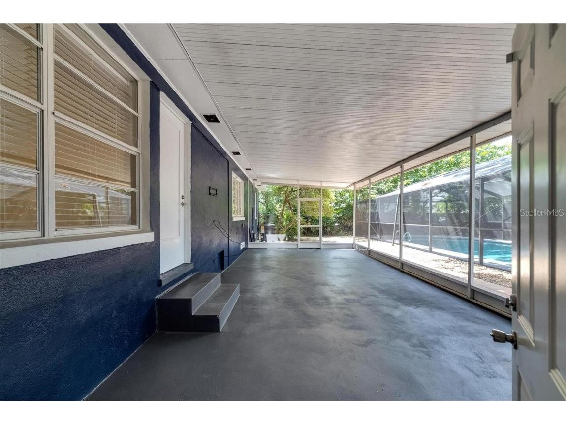 6110 N Suwanee Avenue Tampa FL 33604 TB8382791 image46