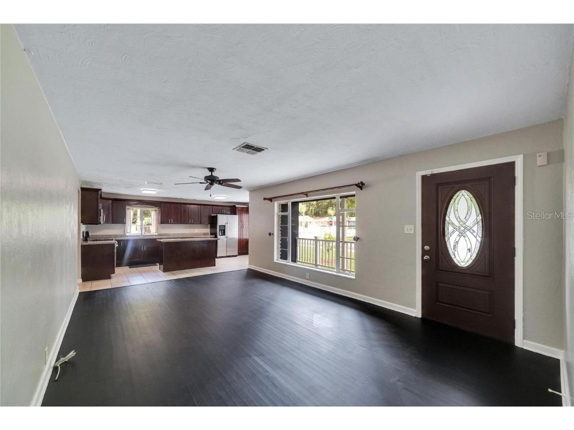 6110 N Suwanee Avenue Tampa FL 33604 TB8382791 image6