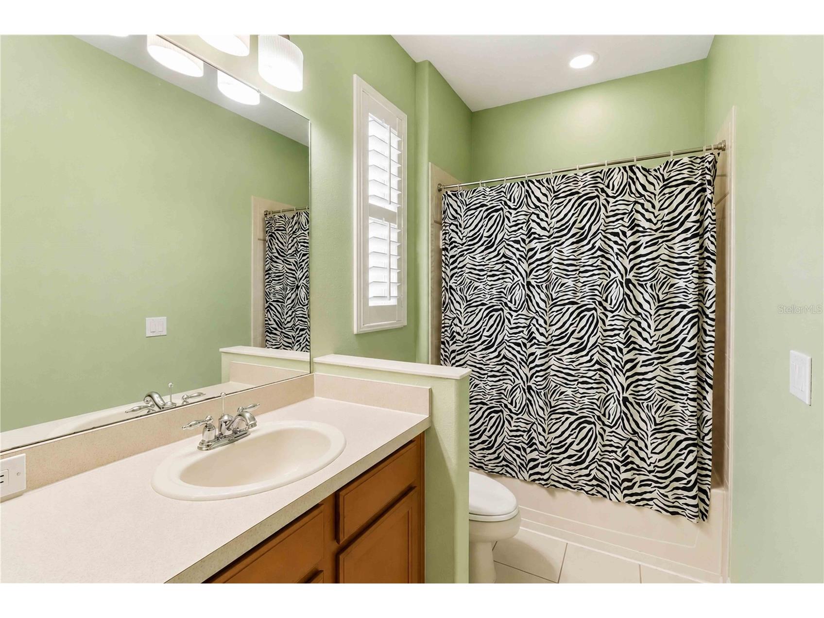 6110 Whimbrelwood Drive Lithia FL 33547 TB8507246 image37